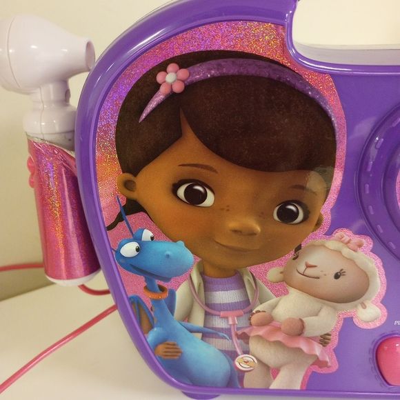 Disney Doc McStuffins Rockin Doc Sing-along Boombox Toy - Picture 4 of 10